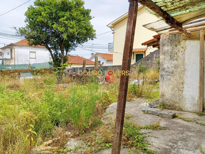 Terreno para Venda em Fânzeres e São Pedro da Cova Foto 4