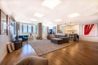 Apartamento T5 para Venda em Penha de França