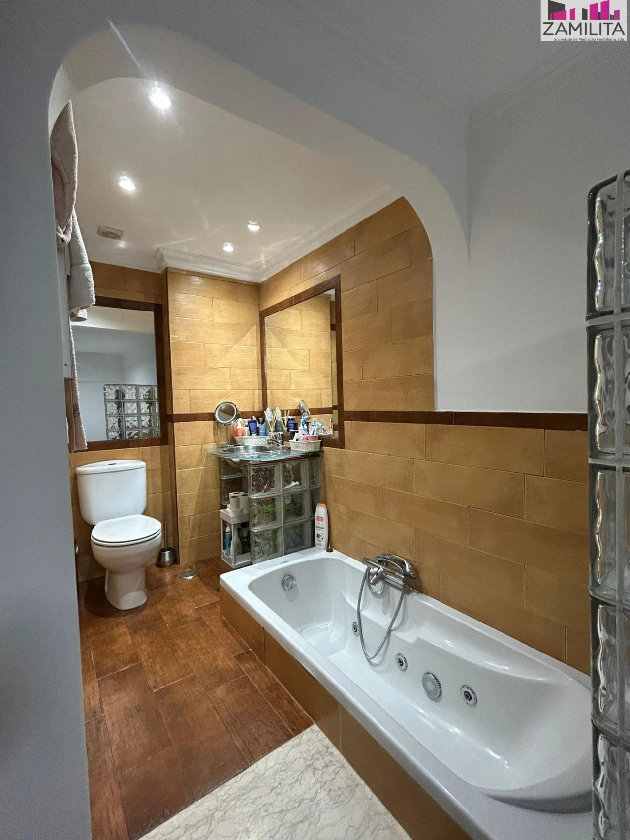 Apartamento T4 para Venda em Amora Foto 11