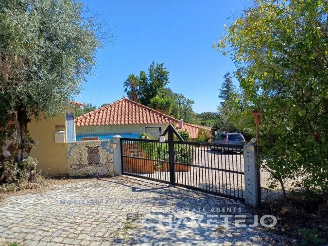 Moradia T2 para Venda em Beco Foto 73