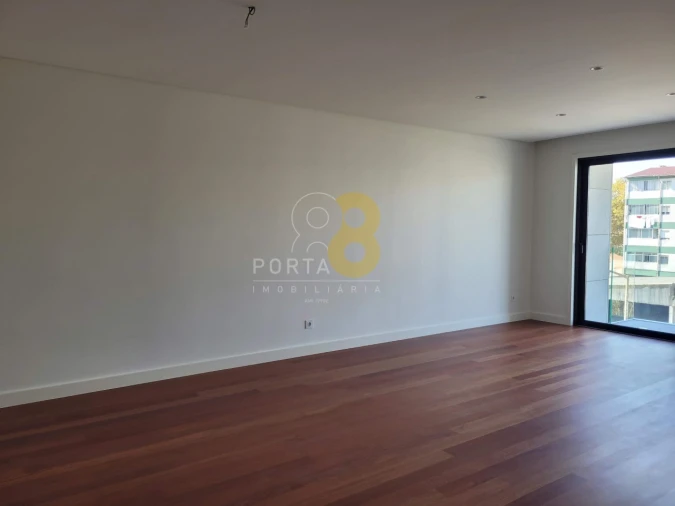 Apartamento T3 para Arrendamento em Matosinhos e Leça da Palmeira Foto 11