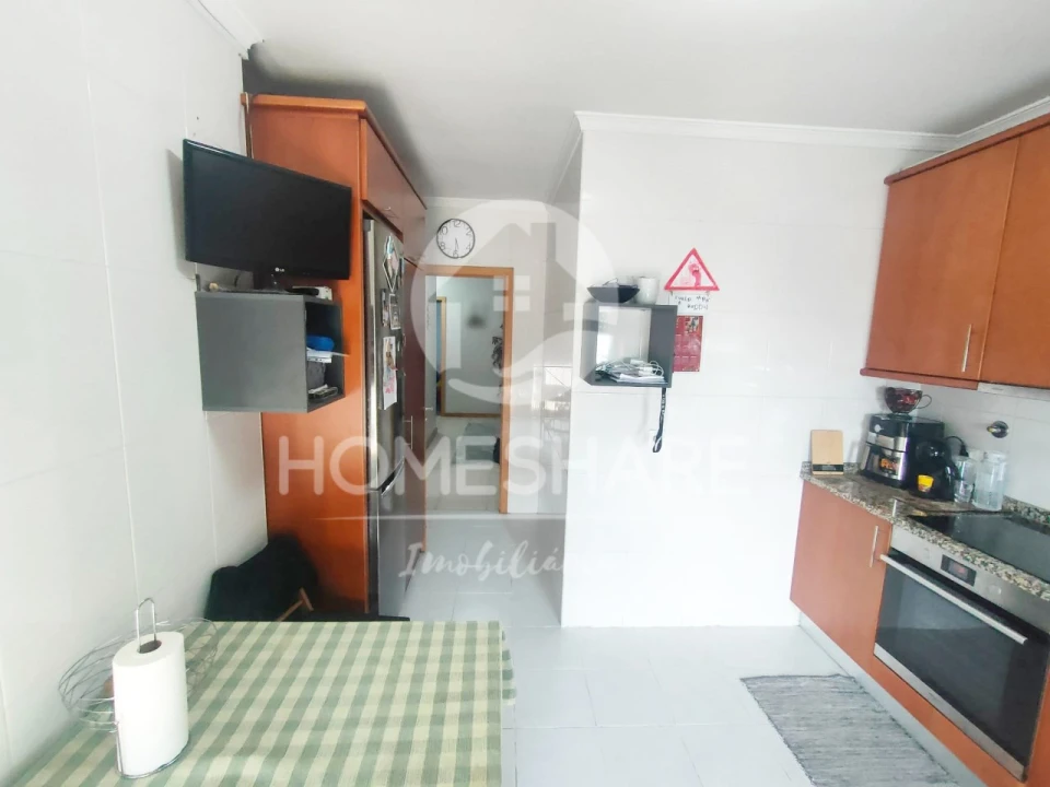 Apartamento T2 para Venda em Rebordosa Foto 7