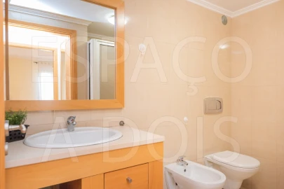 Apartamento T3 para Venda em Marvila