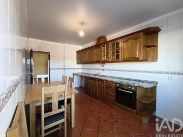 Apartamento T3 para Venda em Lousã e Vilarinho