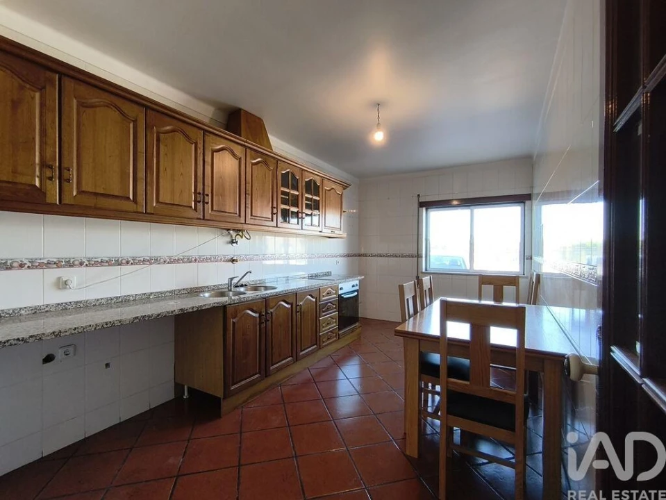 Apartamento T3 para Venda em Lousã e Vilarinho Foto 4