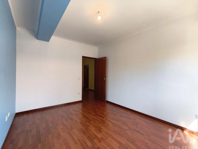 Apartamento T3 para Venda em Lousã e Vilarinho Foto 24