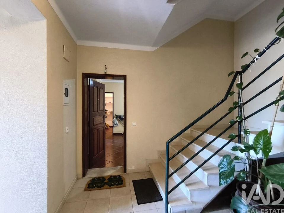 Apartamento T3 para Venda em Lousã e Vilarinho Foto 1