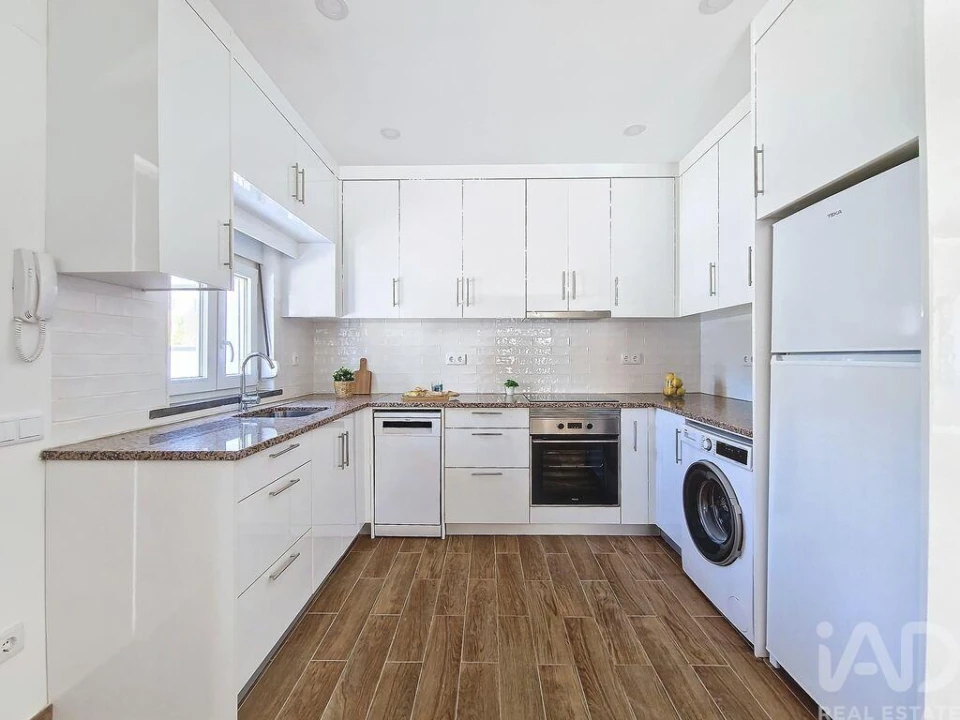 Apartamento T2 para Arrendamento em Cascais e Estoril Foto 3