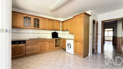 Apartamento T3 para Venda em Romeira e Várzea
