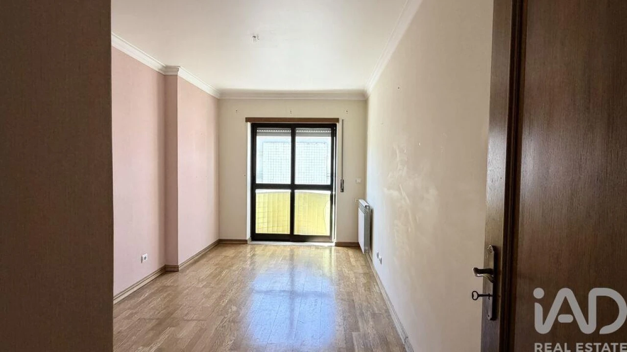 Apartamento T3 para Venda em Romeira e Várzea Foto 5