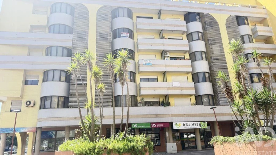 Apartamento T3 para Venda em Romeira e Várzea Foto 37