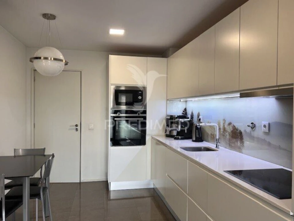 Apartamento T3 para Venda em Antas e Abade de Vermoim Foto 10