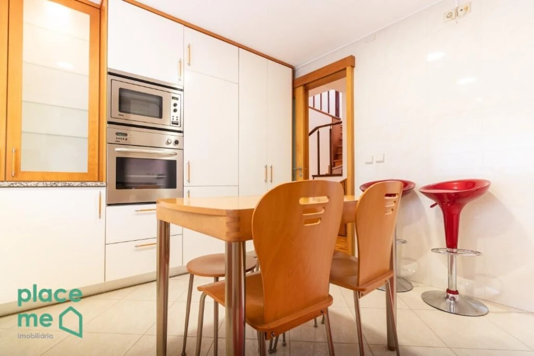 Apartamento T4 para Arrendamento em São Vitor (Braga) Foto 25