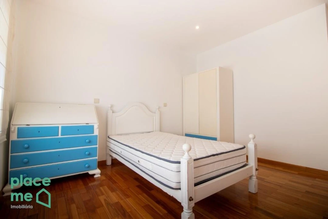 Apartamento T4 para Arrendamento em São Vitor (Braga) Foto 7