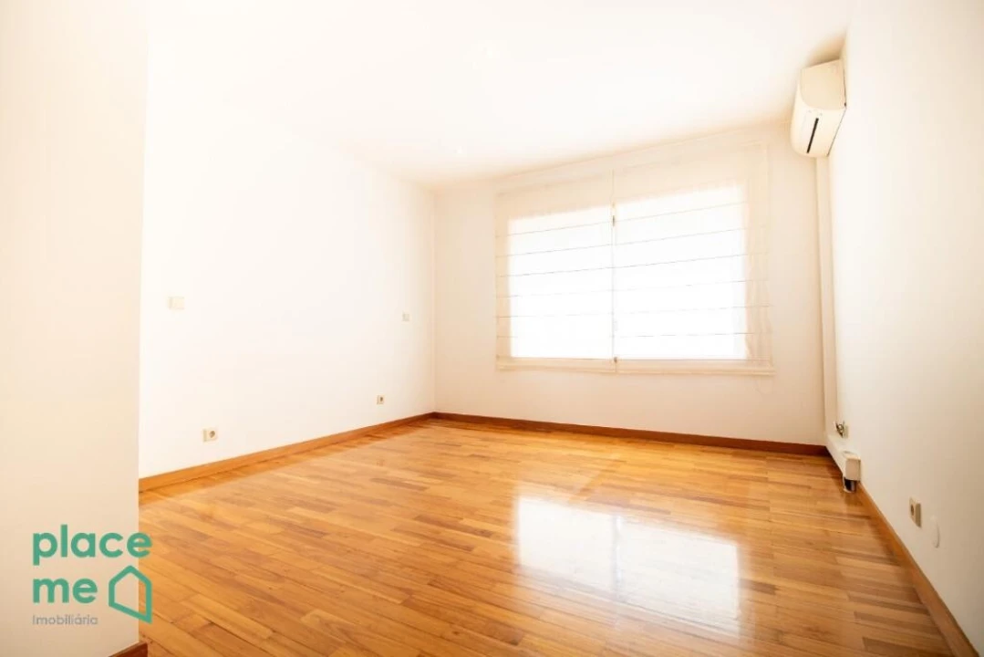 Apartamento T4 para Arrendamento em São Vitor (Braga) Foto 3