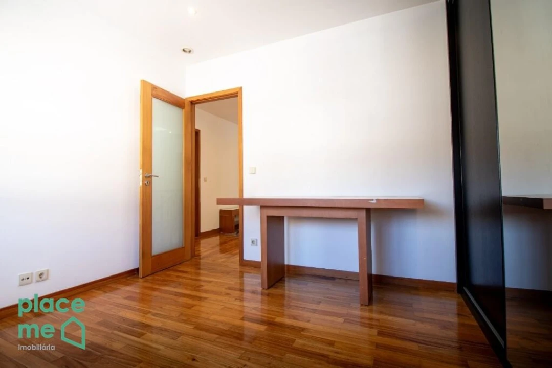 Apartamento T4 para Arrendamento em São Vitor (Braga) Foto 14
