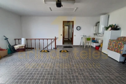 Moradia T3 para Venda em Ribeira Seca