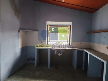 Moradia T4 para Venda em Granja