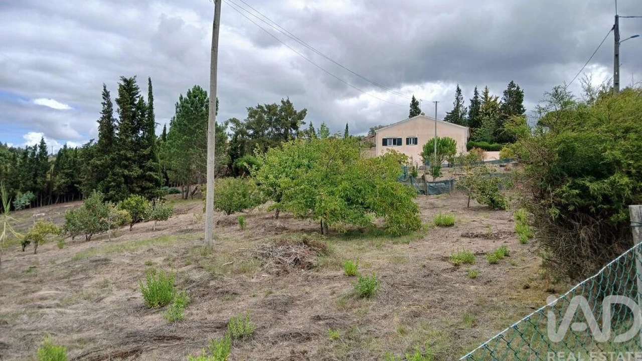 Moradia T3 para Venda em Alvorninha Foto 36
