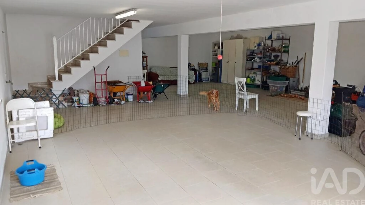 Moradia T3 para Venda em Alvorninha Foto 29