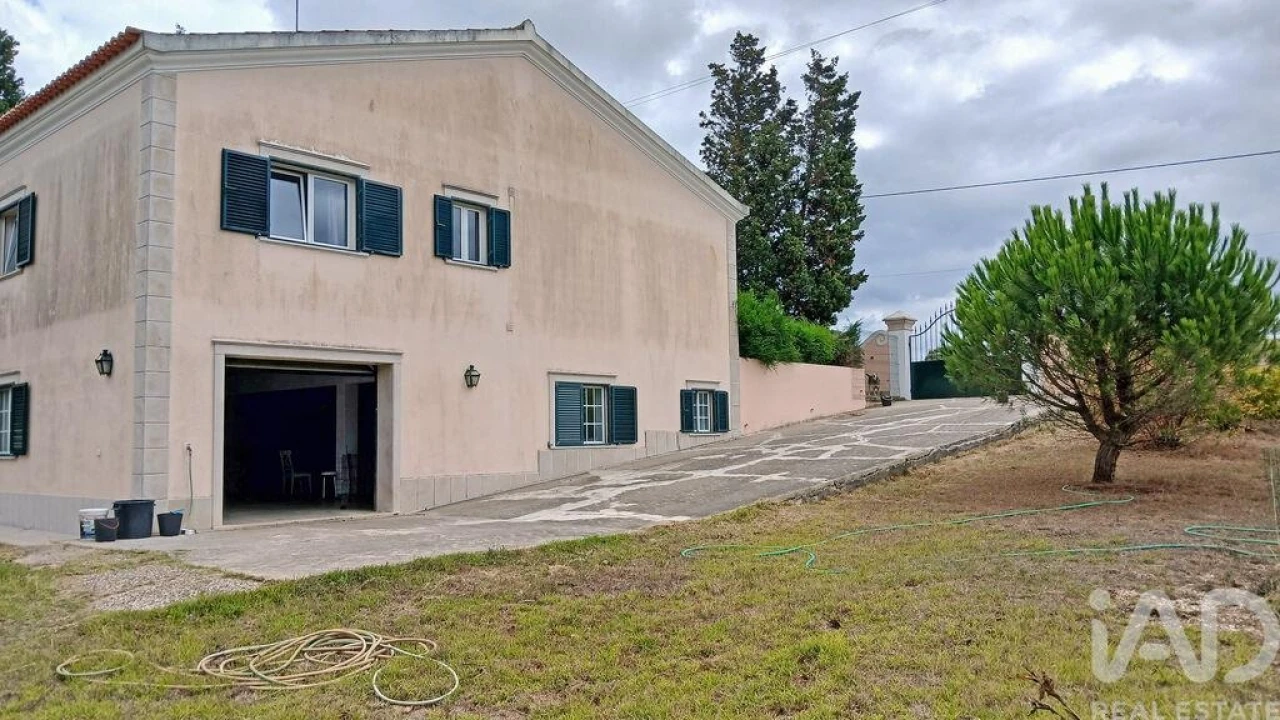 Moradia T3 para Venda em Alvorninha Foto 32