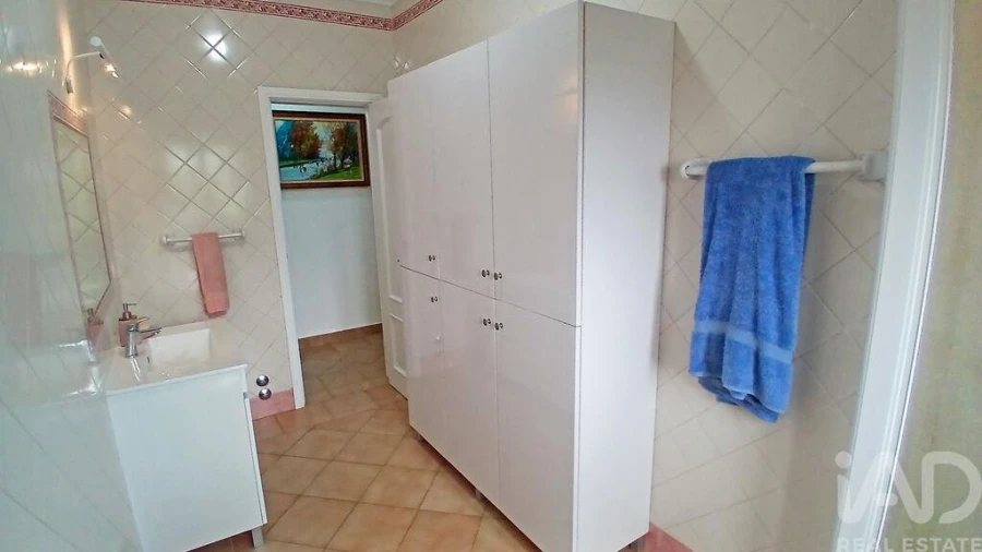 Moradia T3 para Venda em Alvorninha Foto 14