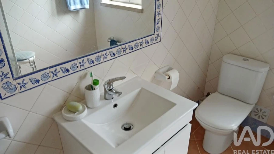 Moradia T3 para Venda em Alvorninha Foto 25