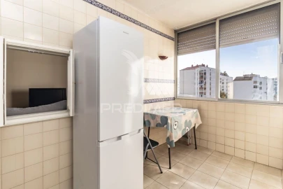 Apartamento T3 para Venda em Corroios