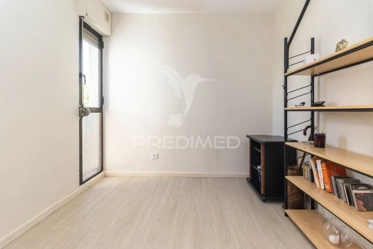 Apartamento T3 para Venda em Corroios Foto 20