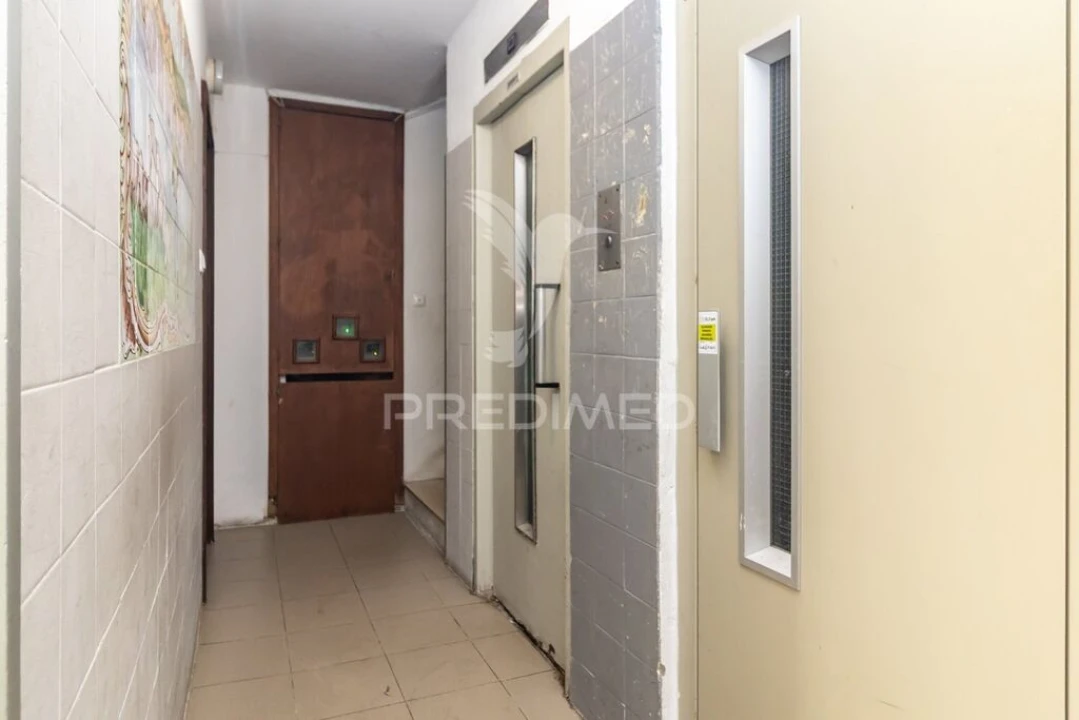 Apartamento T3 para Venda em Corroios Foto 5
