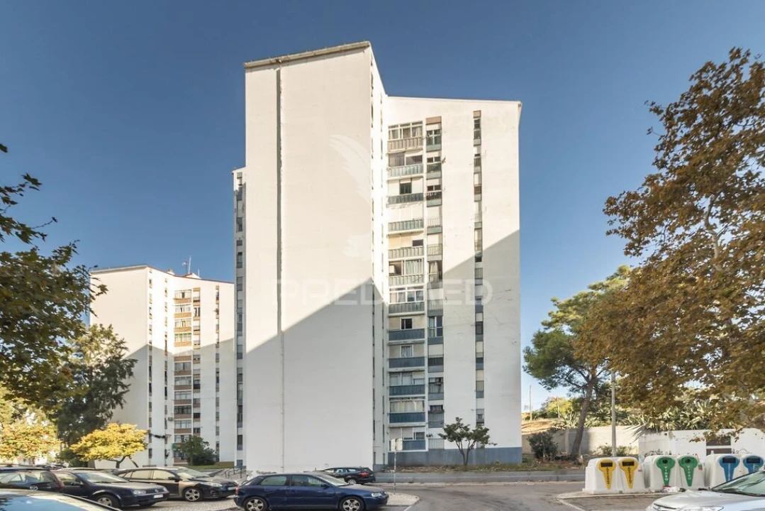 Apartamento T3 para Venda em Corroios Foto 2
