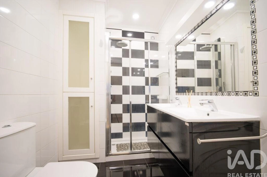 Apartamento T2 para Venda em Atouguia da Baleia Foto 19