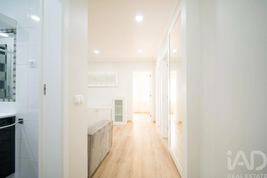 Apartamento T2 para Venda em Atouguia da Baleia Foto 3