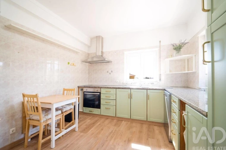 Apartamento T2 para Venda em Atouguia da Baleia Foto 7