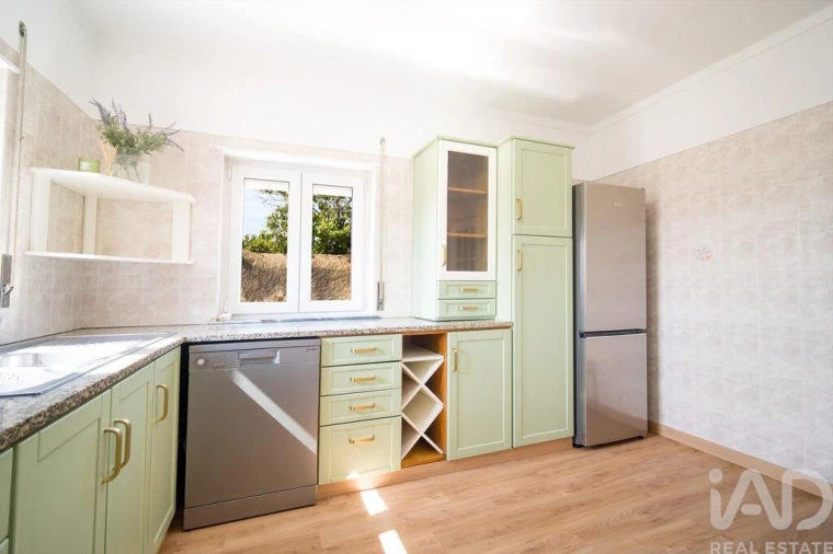 Apartamento T2 para Venda em Atouguia da Baleia Foto 9