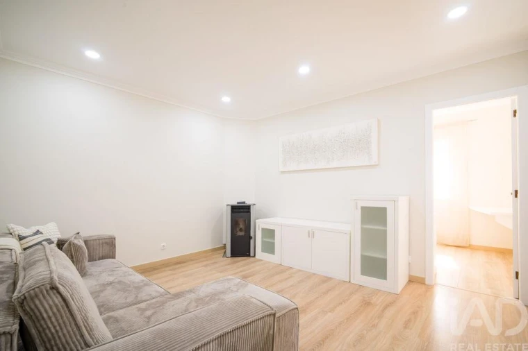 Apartamento T2 para Venda em Atouguia da Baleia Foto 4