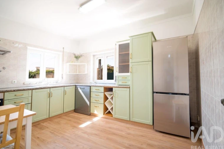Apartamento T2 para Venda em Atouguia da Baleia Foto 6