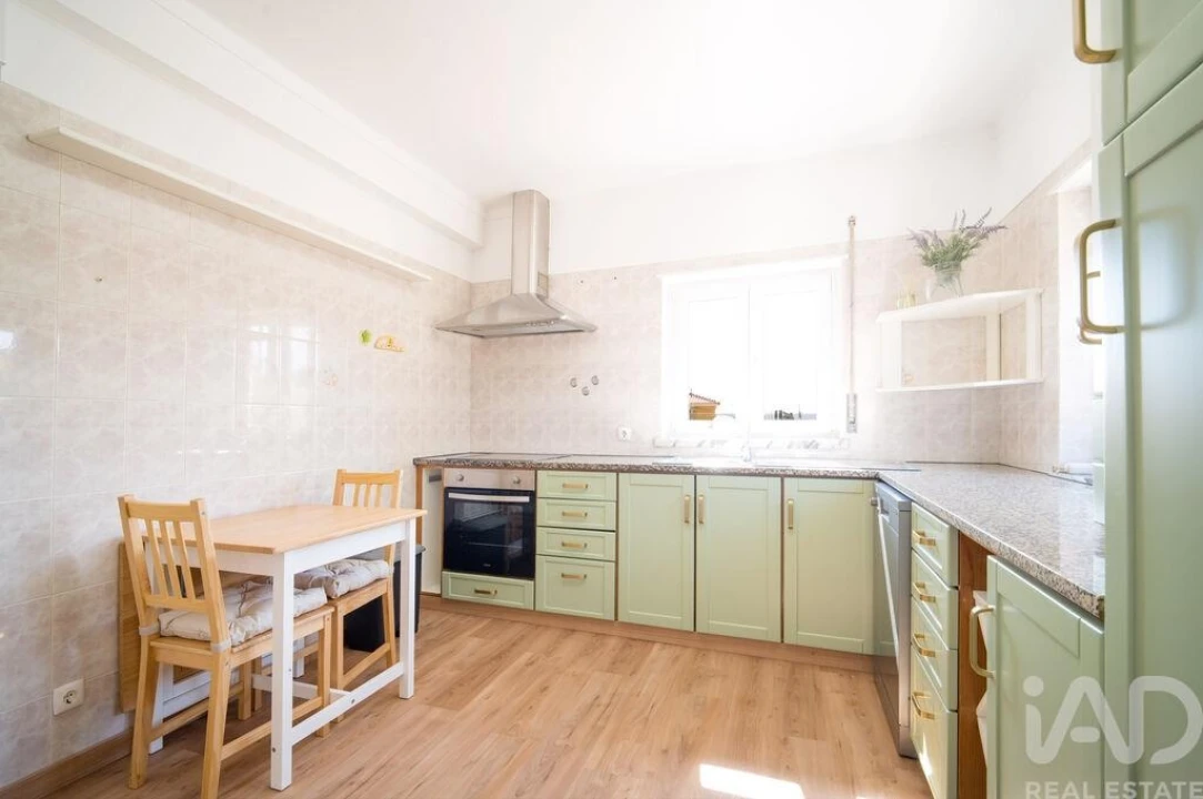 Apartamento T2 para Venda em Atouguia da Baleia Foto 7