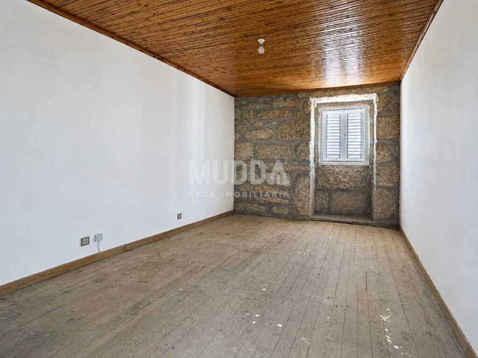 Moradia T3 para Venda em Ervededo Foto 5