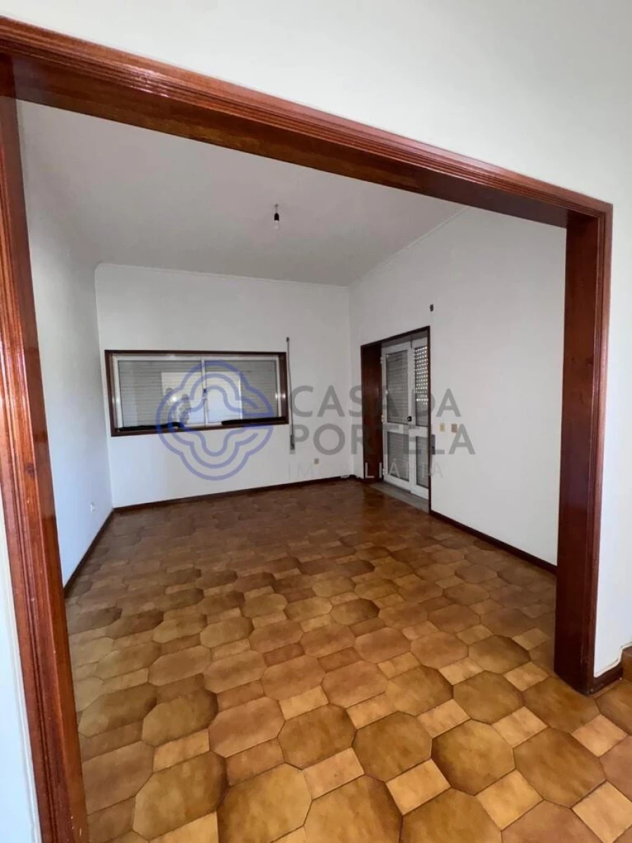 Moradia T2 para Venda em Moreira de Conegos Foto 24