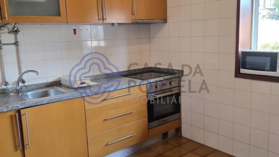 Moradia T2 para Venda em Moreira de Conegos