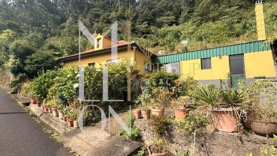 Moradia T2 para Venda em Santo Antonio da Serra