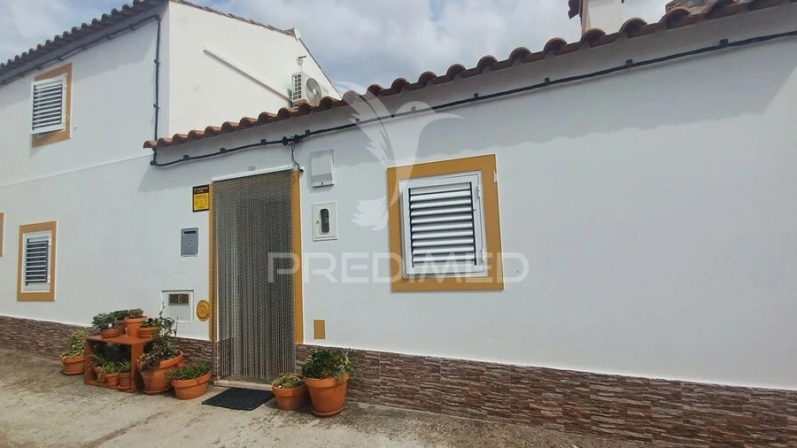 Moradia T1 para Venda em Urra