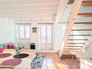 Apartamento T2 para Arrendamento em Misericórdia