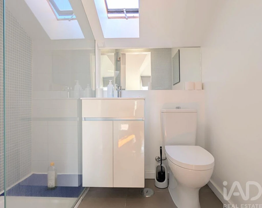 Apartamento T2 para Arrendamento em Misericórdia Foto 18
