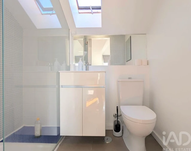 Apartamento T2 para Arrendamento em Misericórdia Foto 18