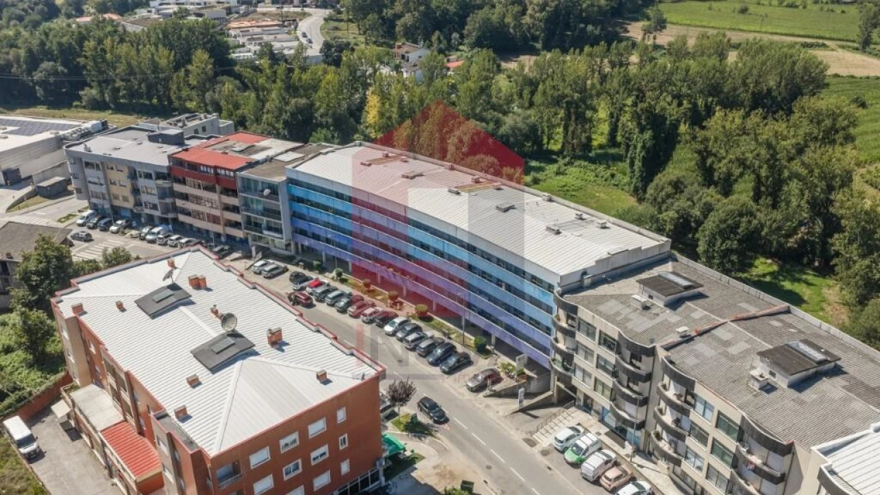 Apartamento T3 para Venda em Vila Verde e Barbudo Foto 24