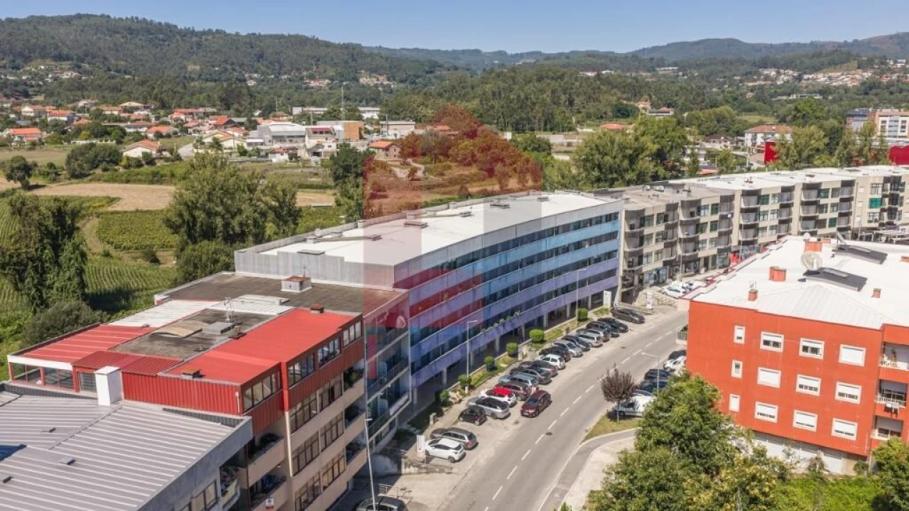 Apartamento T3 para Venda em Vila Verde e Barbudo Foto 23