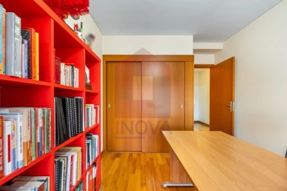 Apartamento T3 para Venda em Vila Verde e Barbudo
