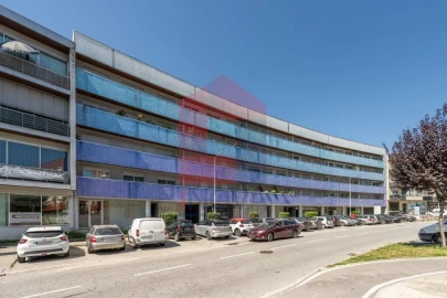 Apartamento T3 para Venda em Vila Verde e Barbudo